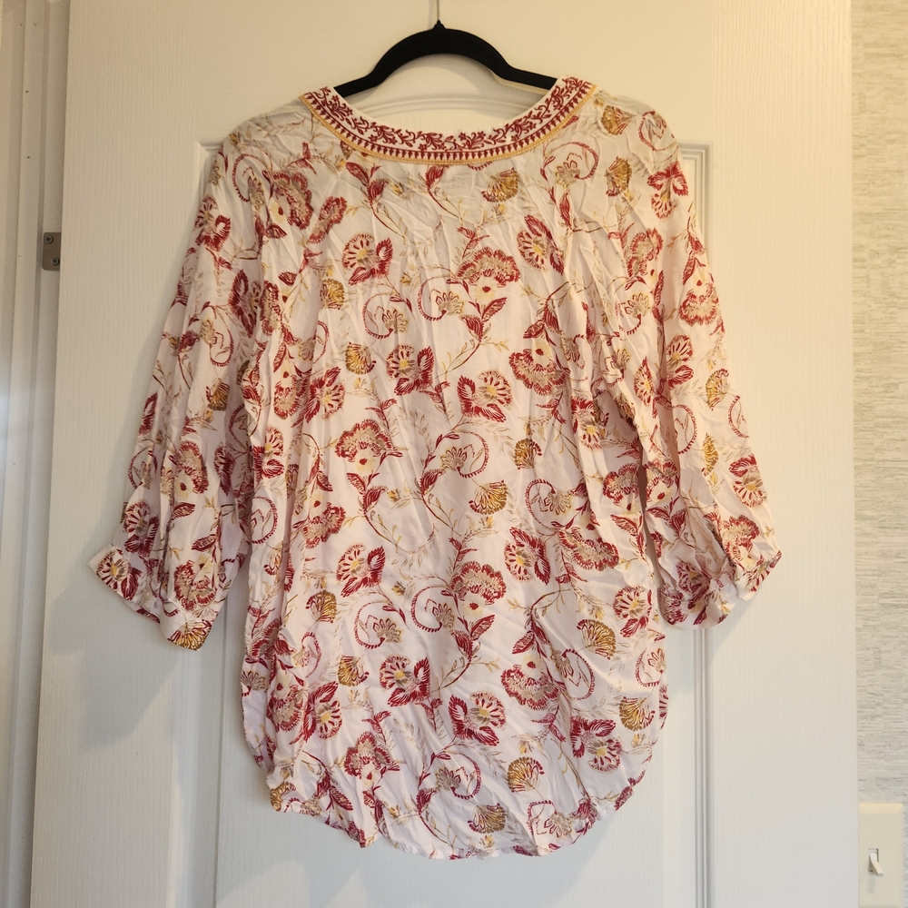 Christopher & Banks Red and Yellow Floral Blouse Size M Euc - Picture 4 of 4